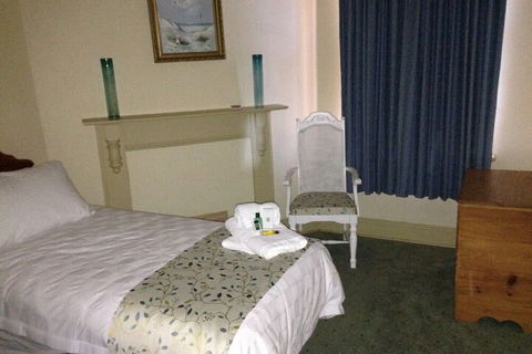 Acacia Bed & Breakfast - Accommodation QLD 6