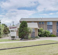 Sandpiper Holiday Apartments - Accommodation QLD