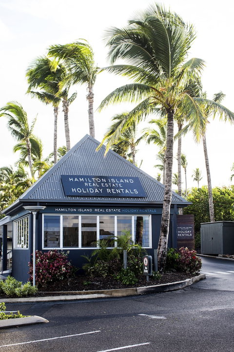 Yacht Club Villas - Accommodation QLD 0