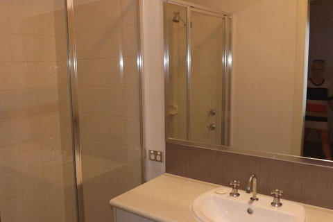 Derby Lodge Self Contained Apartments - Accommodation QLD 7