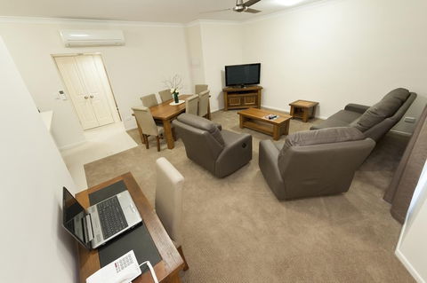 Apartments On Palmer - Accommodation QLD 4