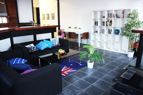 OziHouse Collingwood - Hostel - Accommodation QLD 5