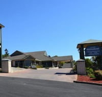 Comfort Inn The Lakes - Accommodation QLD