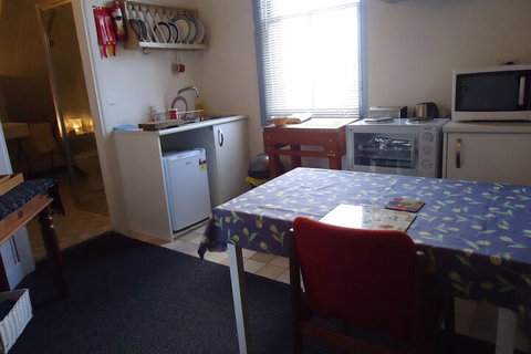 Accommodation In An Historic Warehouse - Accommodation QLD 2