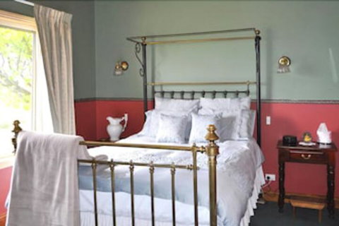 Killynaught Spa Cottages - Accommodation QLD 5