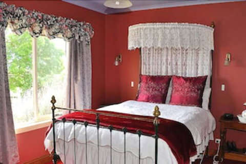 Killynaught Spa Cottages - Accommodation QLD 7