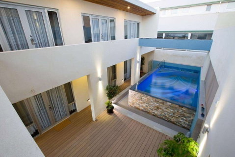 30 Arundel Accommodation - Accommodation QLD 4