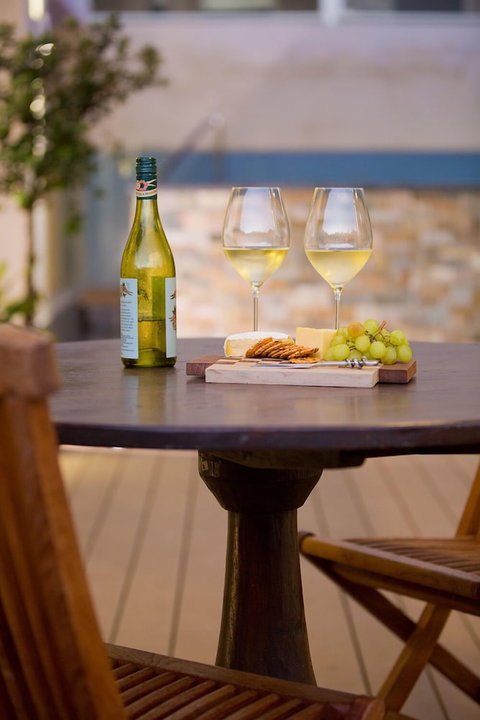 30 Arundel Accommodation - Accommodation QLD 2