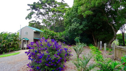 Maleny Luxury Cottages - Accommodation QLD 2