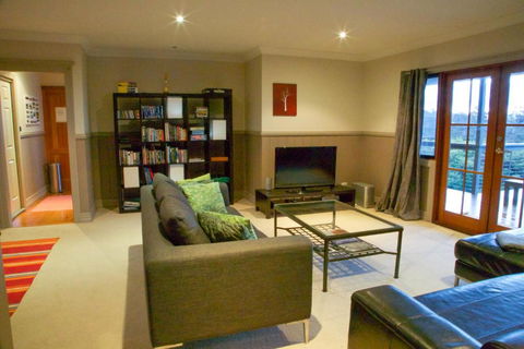 Ironstone Views - Accommodation QLD 6