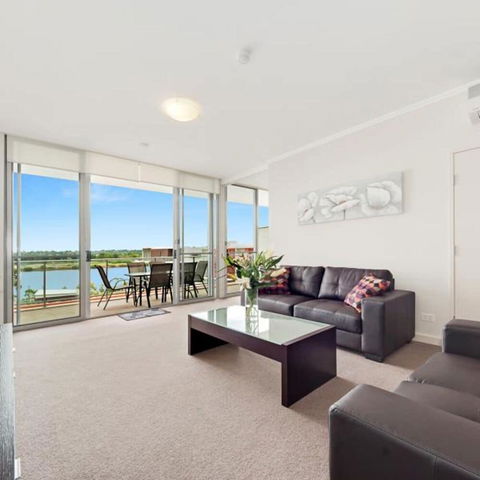 Astra Apartments Rhodes - Accommodation QLD 5