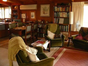 The Burrow At Wombat Bend - Accommodation QLD 5