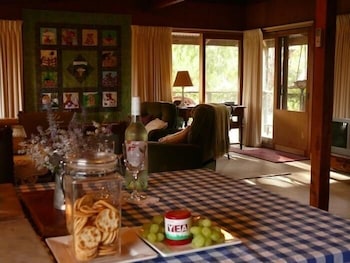 The Burrow At Wombat Bend - Accommodation QLD 3