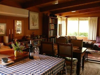 The Burrow At Wombat Bend - Accommodation QLD 2