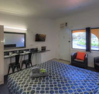 Twin Swans Motel - Accommodation QLD
