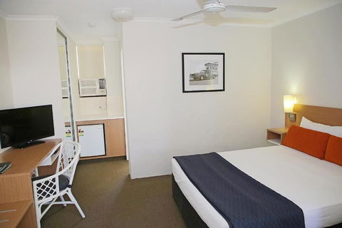 D'arcy Arms Motel - Accommodation QLD 6