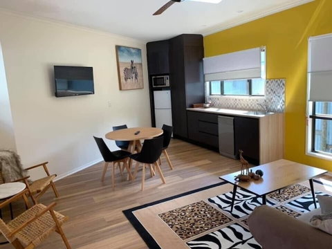 The African Village - Accommodation QLD 6