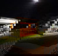 Jacaranda Motel  Holiday Units - Accommodation QLD