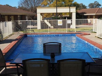 Jacaranda Motel & Holiday Units - Accommodation QLD 3