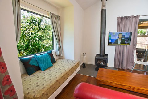 Witches Falls Cottages - Accommodation QLD 2