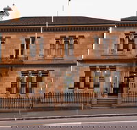 Macquarie Manor - Accommodation QLD