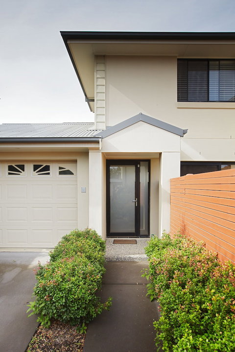 Charlestown Terrace - Accommodation QLD 0