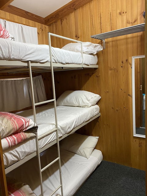 Beechworth Cabins - Accommodation QLD 3