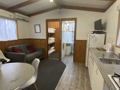Beechworth Cabins - Accommodation QLD 5