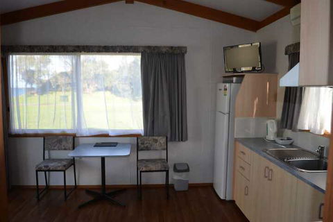 Holiday Lifestyle Henty Bay Portland - Accommodation QLD 3