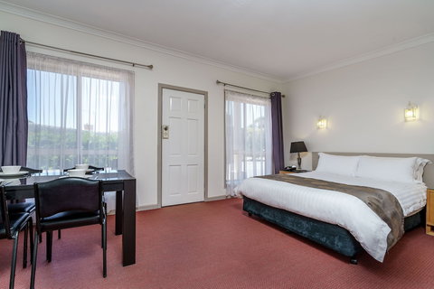 Kerang Valley Resort - Accommodation QLD 4