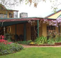 Willowlake Cottages - Accommodation QLD