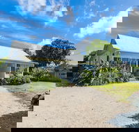 Beachfront Cottages Torquay - Accommodation QLD