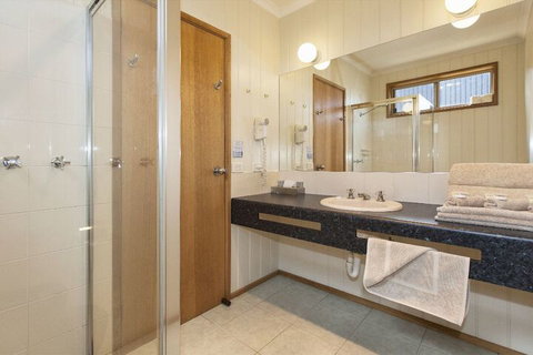 Ararat Motor Inn - Accommodation QLD 6