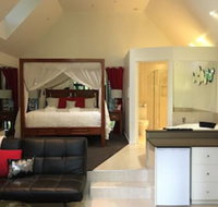 Linger A While Chalet - Accommodation QLD