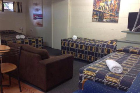 Ayr Max Motel - Accommodation QLD 4