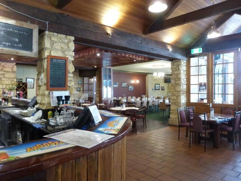 Naracoorte Hotel Motel - Accommodation QLD 6
