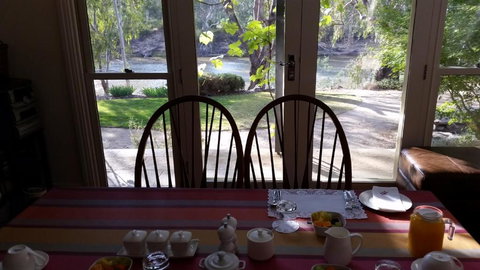 Captains Cottage Bed & Breakfast - Accommodation QLD 4