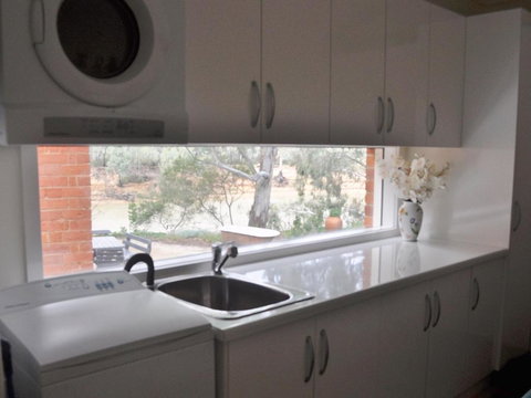 Captains Cottage Bed & Breakfast - Accommodation QLD 2