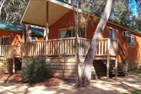 Island View Beach Resort - Accommodation QLD 2