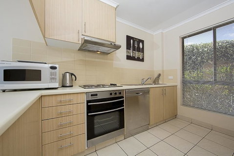 Accommodate Canberra - Kingston Court - Accommodation QLD 2