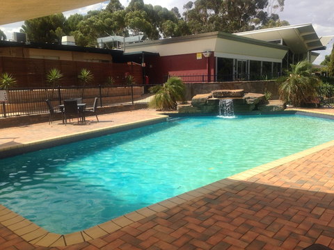 Renmark Resort - Accommodation QLD 2