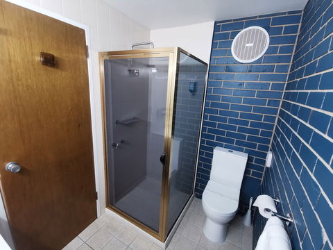 Townhouse Motor Inn - Accommodation QLD 4