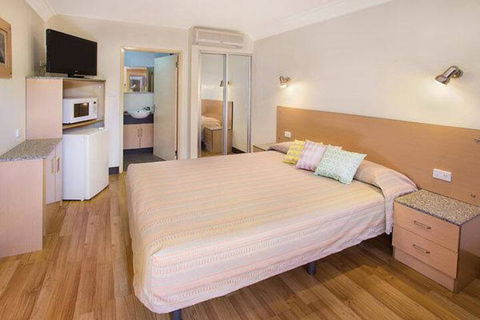 Karratha Motel - Accommodation QLD 3