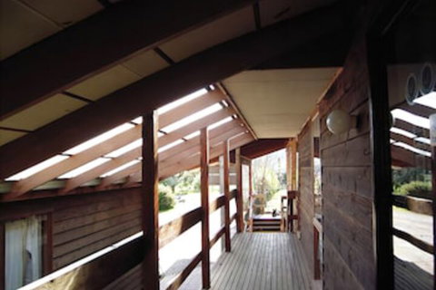 Merrijig Lodge - Accommodation QLD 2