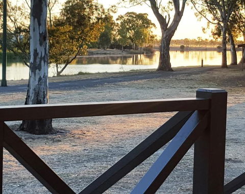 Horsham Riverside Caravan Park - Accommodation QLD 6