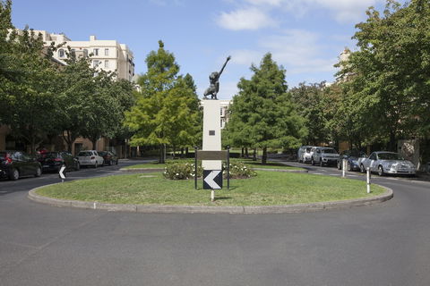 BOUTIQUE STAYS - Wellington Mews - Accommodation QLD 0