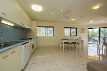 Magnetic Sunsets Resort - Accommodation QLD 6