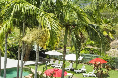 Magnetic Sunsets Resort - Accommodation QLD 4