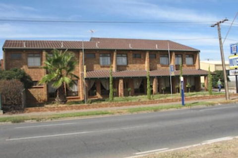 Pooraka Motor Inn - Accommodation QLD 1