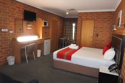 Pooraka Motor Inn - Accommodation QLD 5